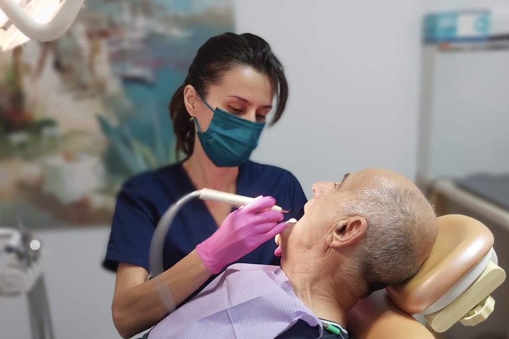 Dr. Ghiba Raluca